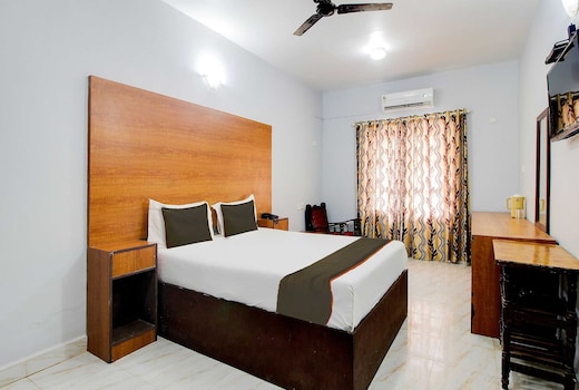 Collection O Maizons Lakeview Resort