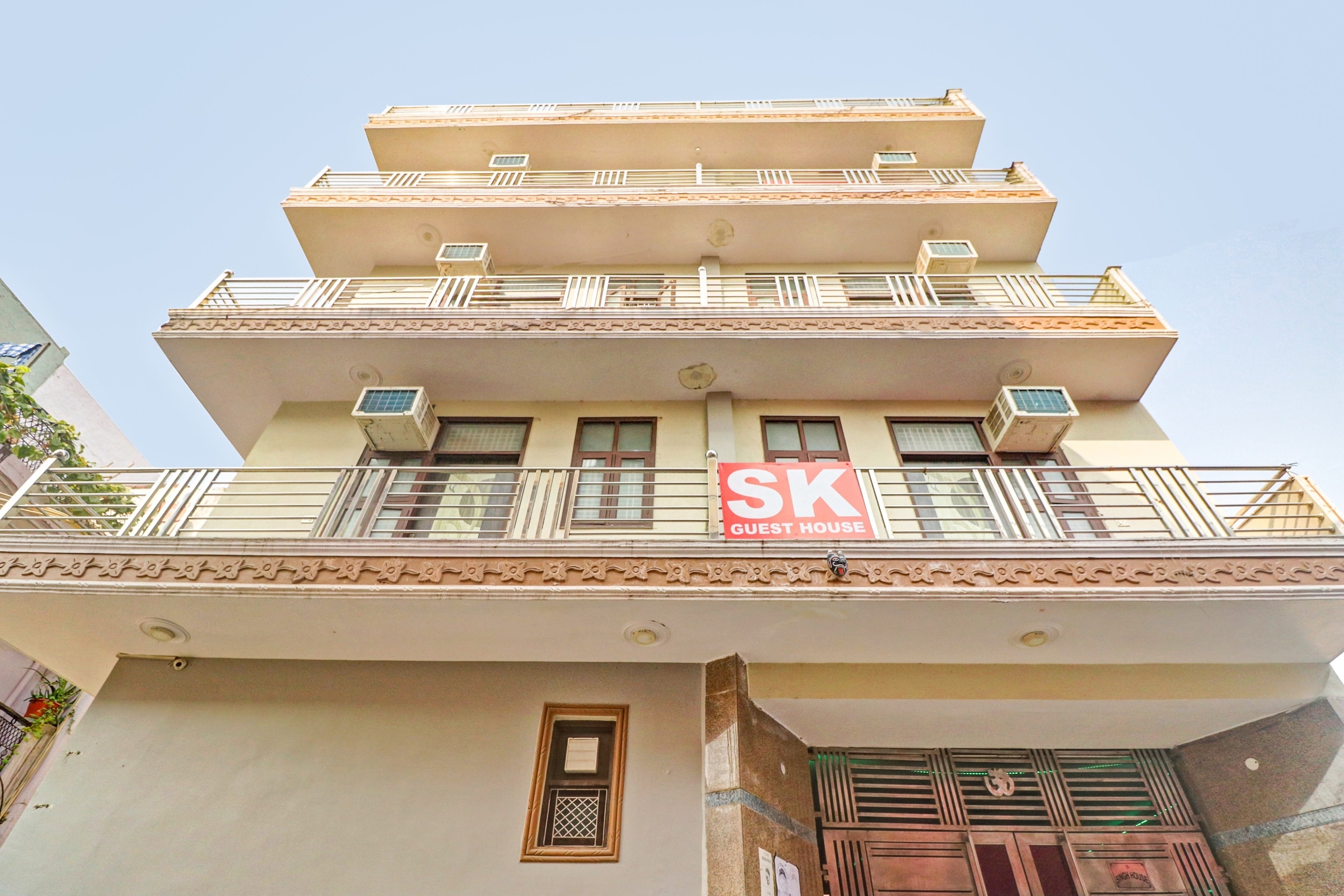 Hotel O Sector 19 Dwarka - Tap to explore photos