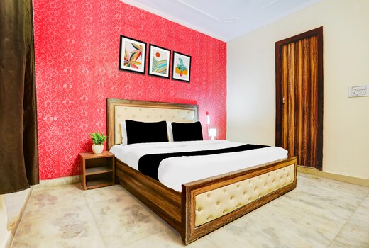 Super Hotel O Uttam Nagar Near Akash Hospital