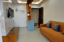 Mountain Breeze, Thane