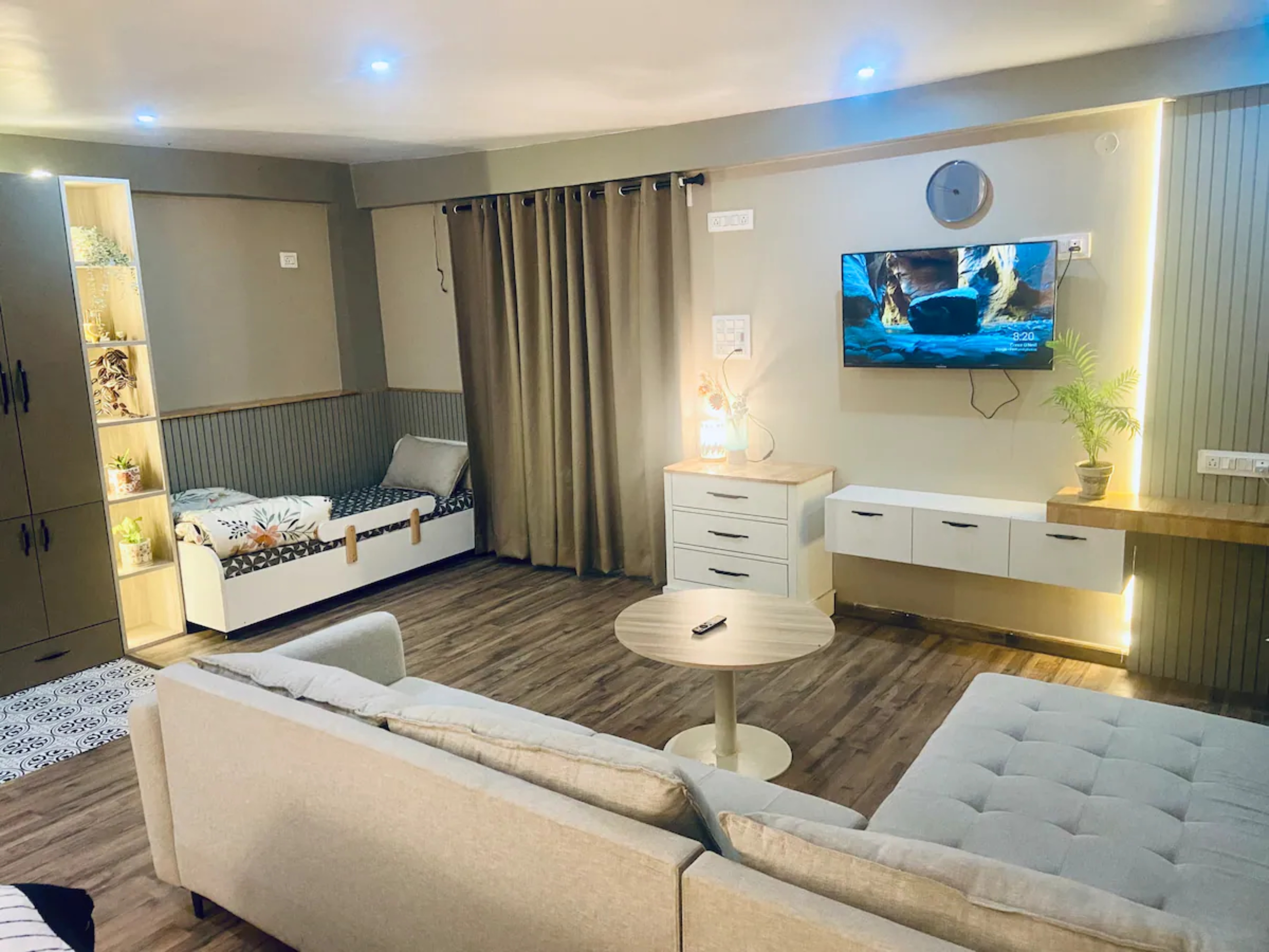 Glamping 2bhk - Tap to explore photos