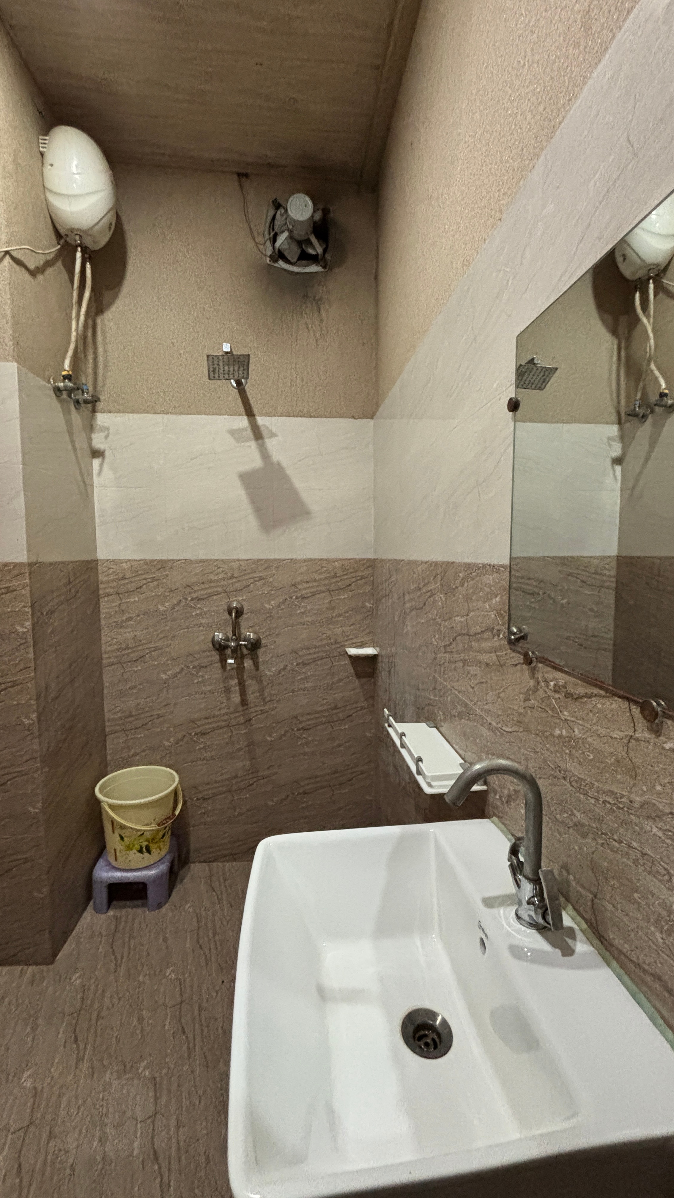 Hotel Maitri Inn - Tap to explore photos