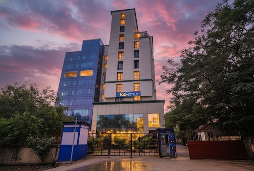 FabHotel Mumbai Corporate Apartments Bandra