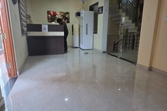 Hotel Galaxy, Auraiya