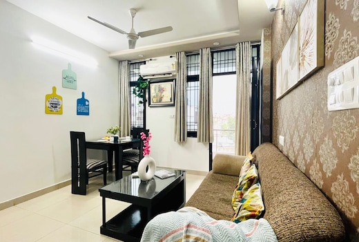 BluO 2BR Jaipur - Lift, Balcony, Parking, Terrace