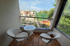 KK Resort Villas, Dewas
