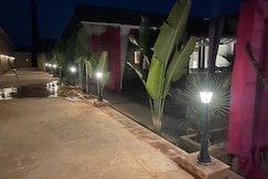 AAA Grand Hotel, Bir Billing