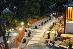 Mountain Shades, Coorg