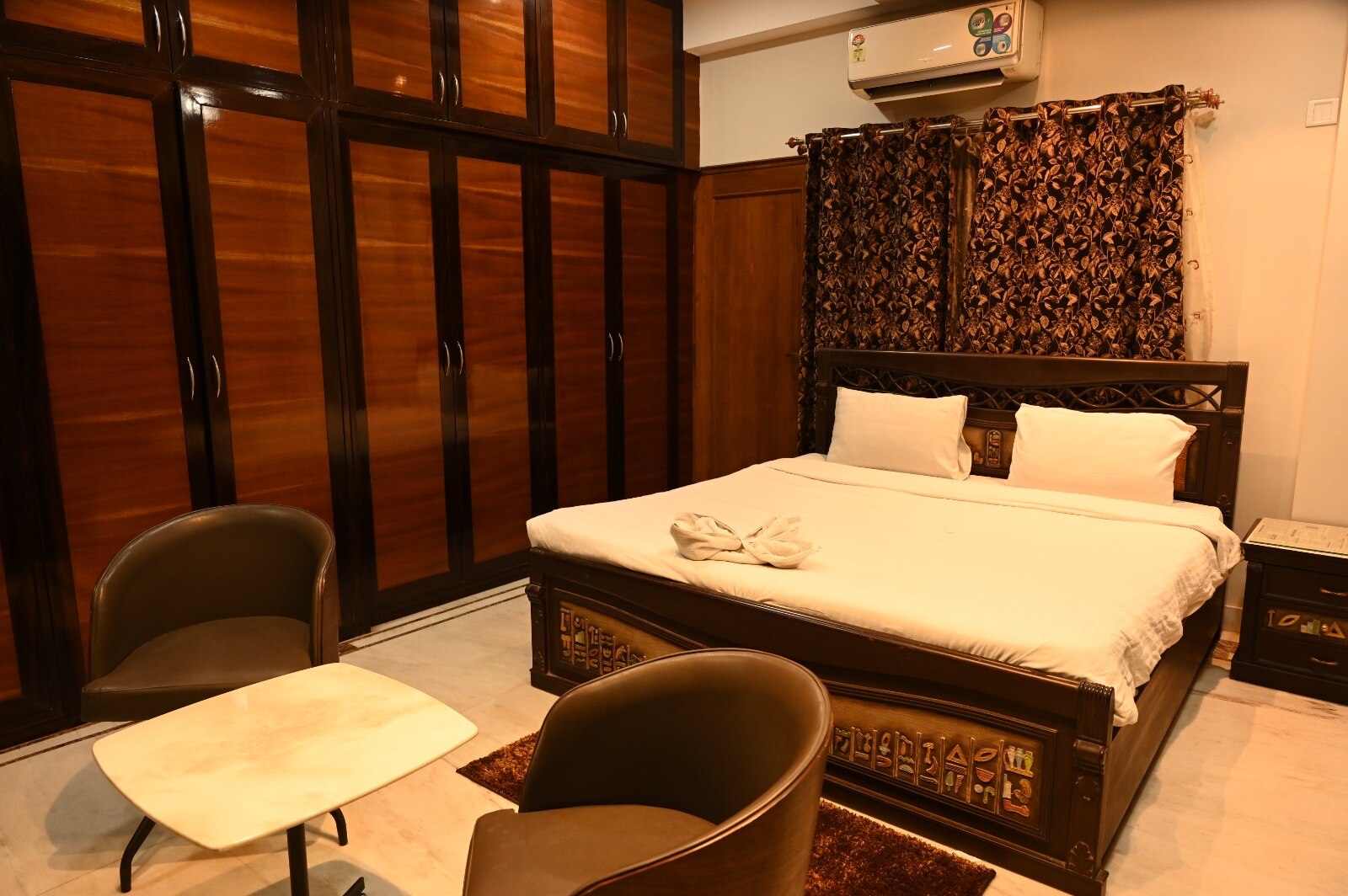 Spectrum Homestay - Tap to explore photos
