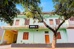 SPOT ON Friends Palace, Prayagraj