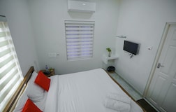DELUXE NON AC ROOM