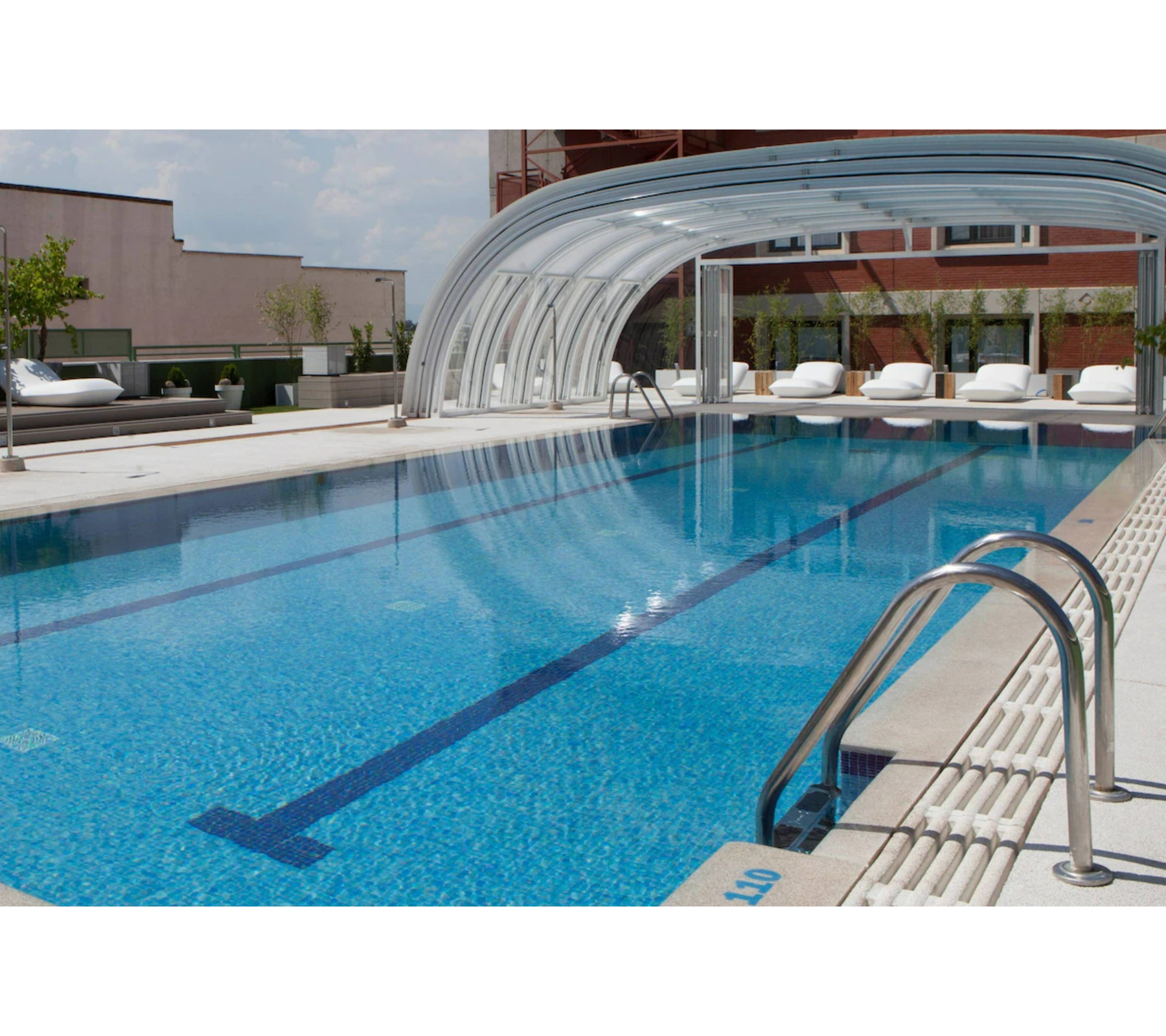 Madrid Marriott Auditorium Hotel & Conference Center - Tap to explore photos