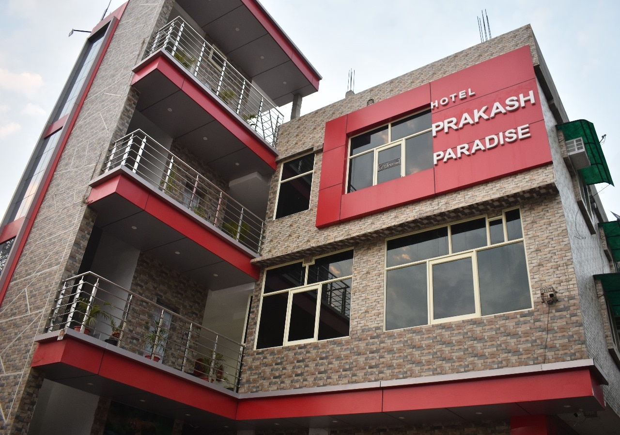 Hotel Prakash Paradise - Tap to explore photos