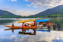 ASHOKA GROUP OF HOUSEBOATS, Srinagar