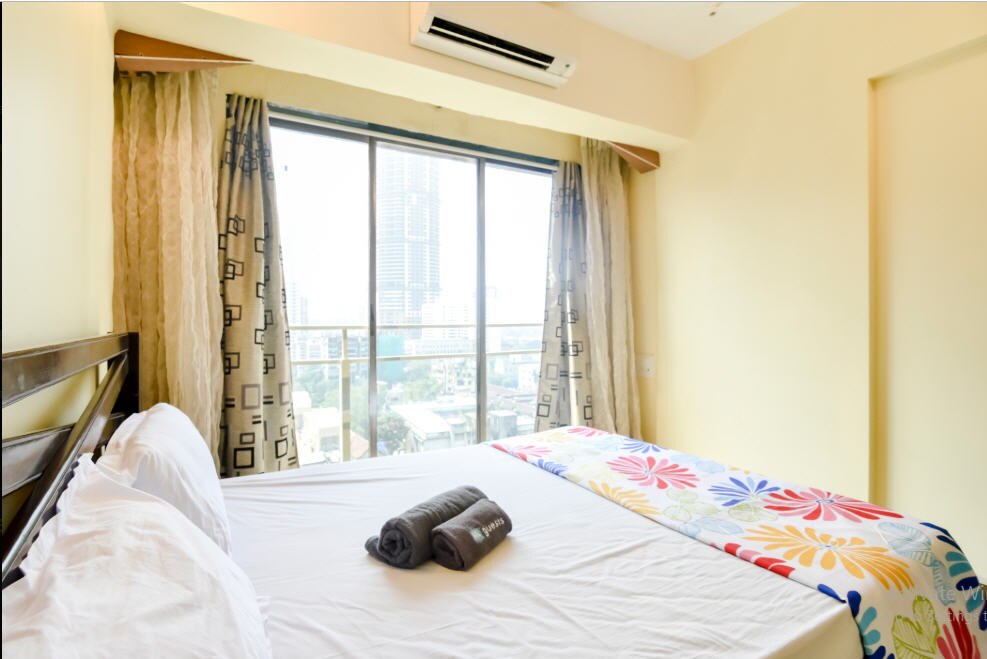 HiGuests Lower Parel - Tap to explore photos