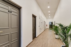 Super Townhouse Gandhi Hall, Indore