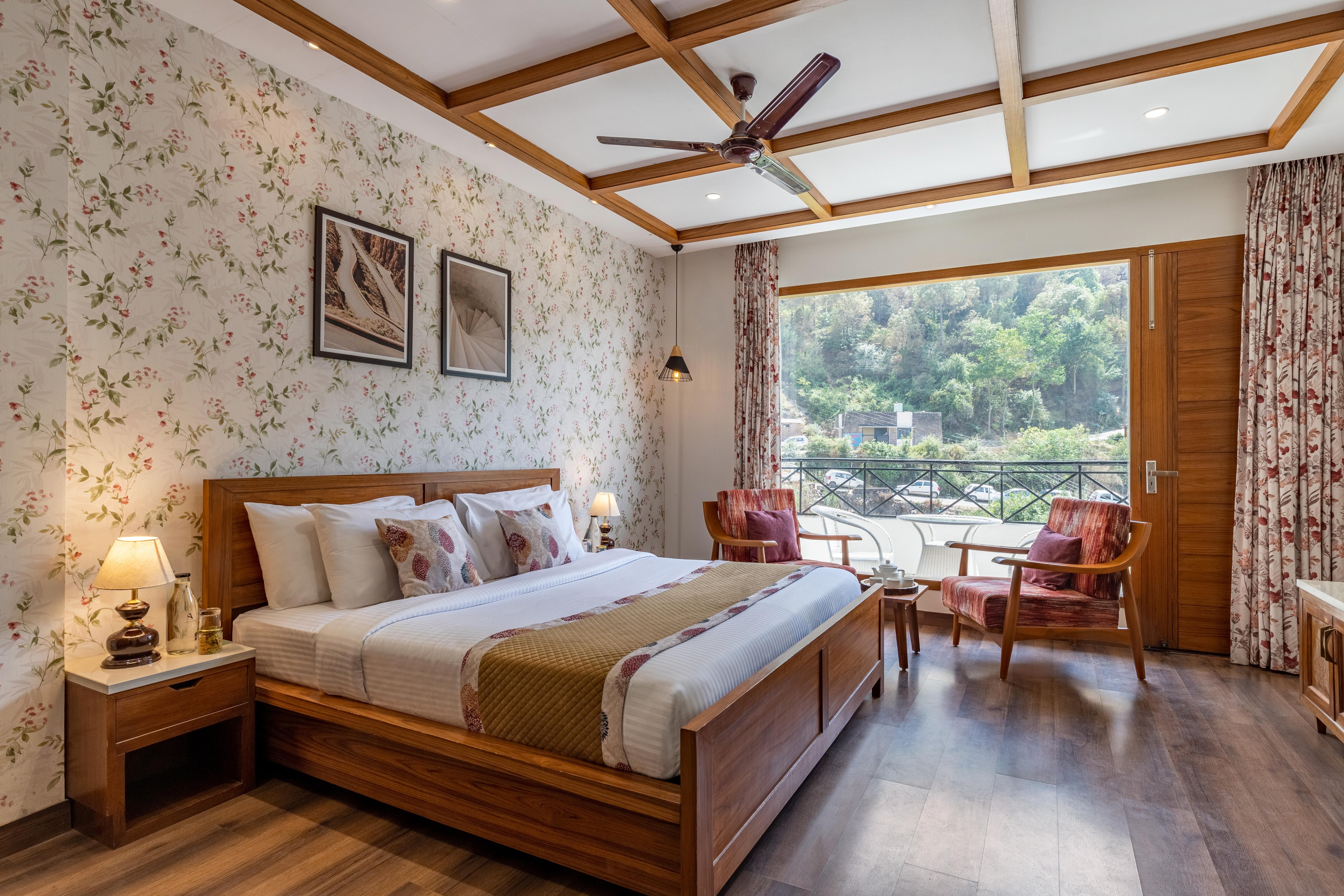 Lavish 3BHK on the Footsteps of The Himalayas - Tap to explore photos
