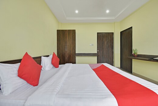 Hotel O Vivek Executive
