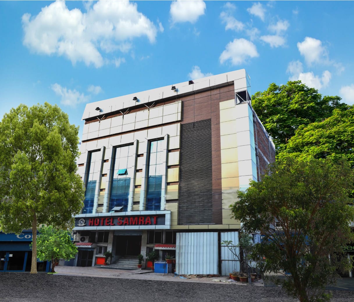 Hotel Samrat - Tap to explore photos