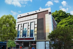 Hotel Samrat, Jhansi