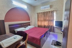Hotel White Rose, Bhavnagar