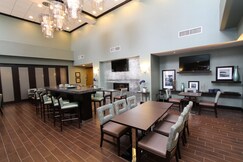 Hampton Inn & Suites by Hilton St. John's Airport, St. John's 