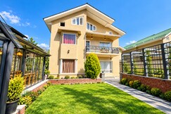 Kashmir Ghar near Srinagar Airport, Srinagar