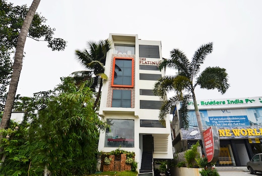 Itsy Hotels Platinum Inn