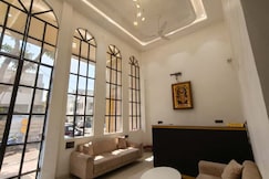 Saraca Inn Hotel, Indore