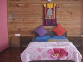 Martam Luxury Homestay - Tap to explore photos