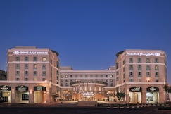 Crowne Plaza Dubai Jumeirah by IHG, دبى