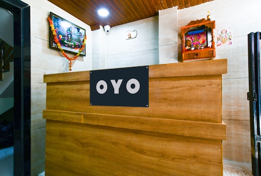Hotel O D.V Near Medanta Hospital Indore