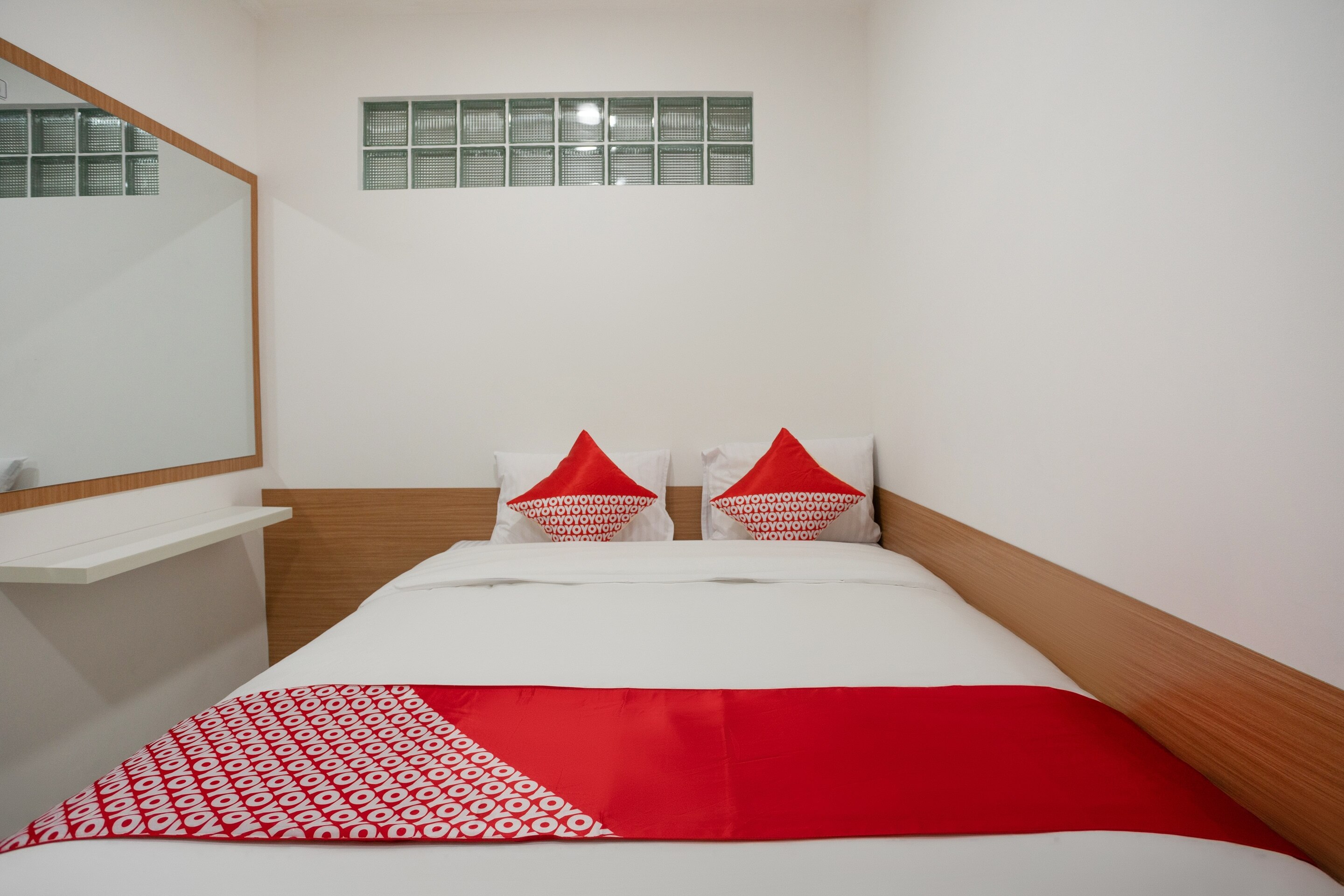 Super OYO 3209 Hegarbudhi Residence - Tap to explore photos