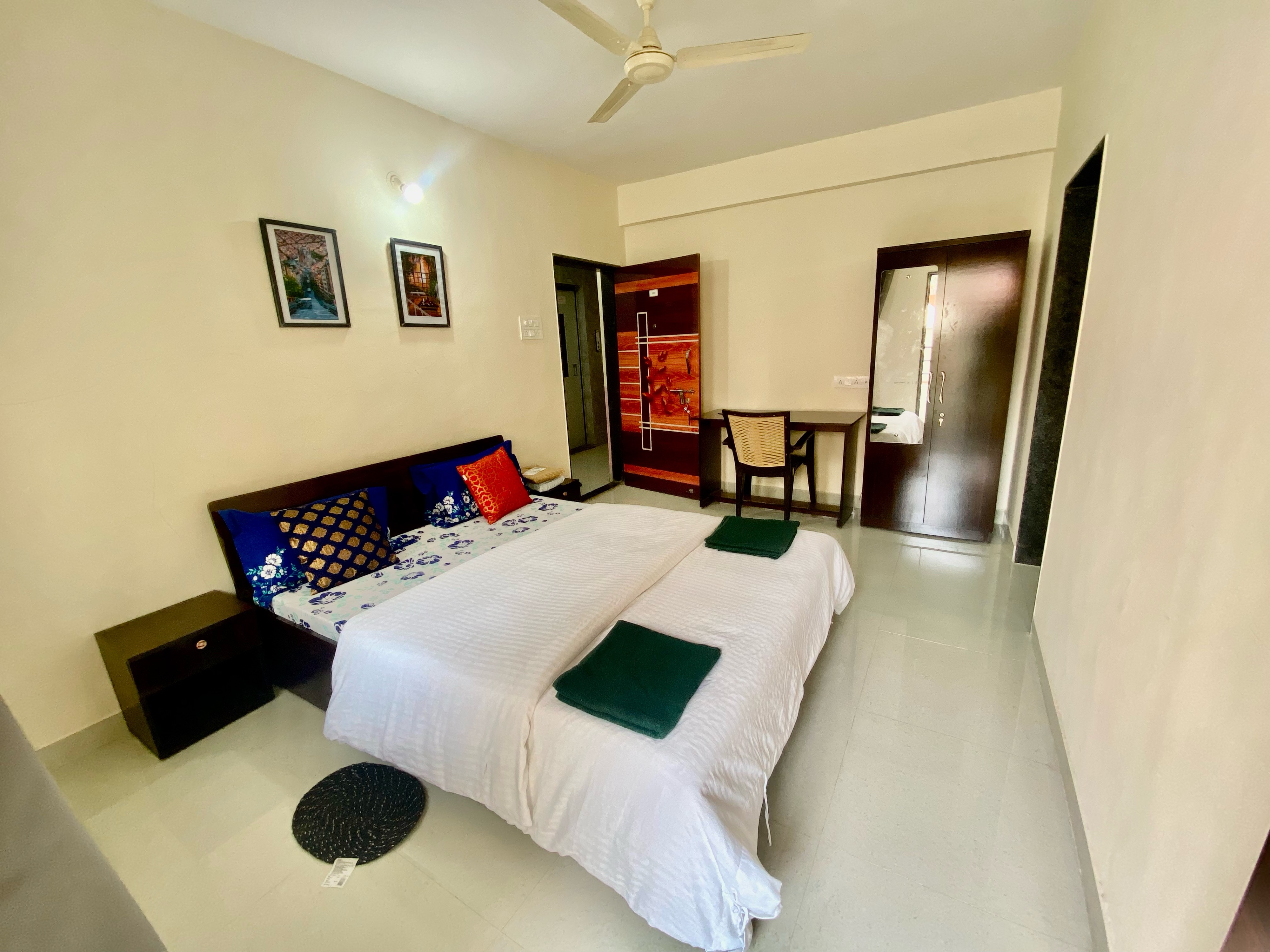 1 BHK Apartment with Free Wi Fi 1