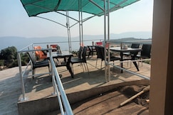 Hotel Kadam Palace, Mahabaleshwar