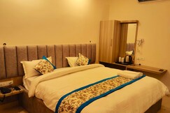 Gautam Inn, Gorakhpur