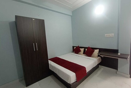 Hotel O Home Aditya Inn Suits Homestay