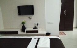 Super Deluxe Room
