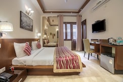 Evergreen Suites | Boutique BnB Defence Colony, Delhi