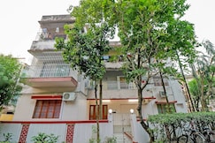 Honey O Regency City Center Metro Station, Kolkata