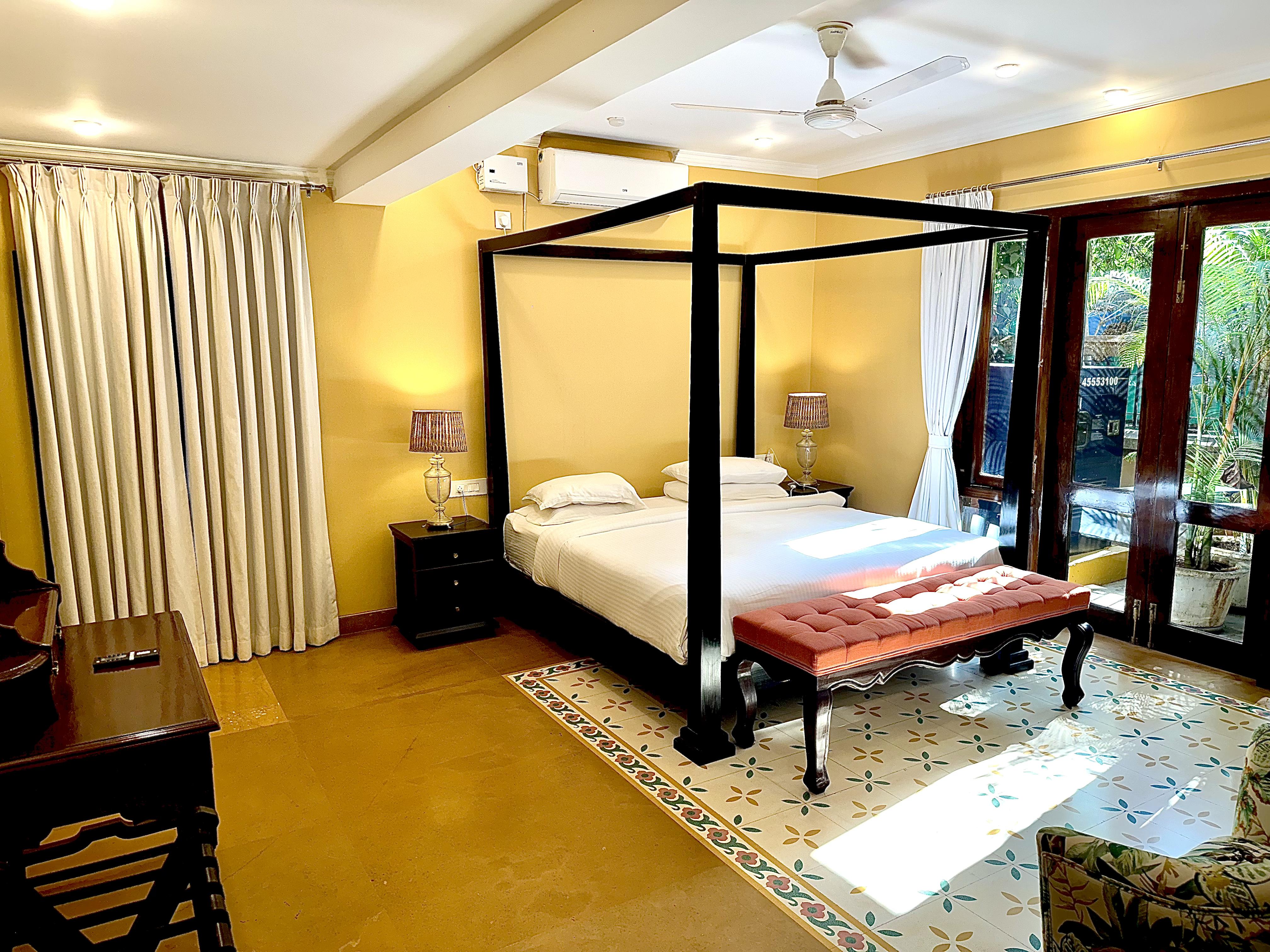 Elegant 3BHK Villa with Pool near Candolim - Tap to explore photos