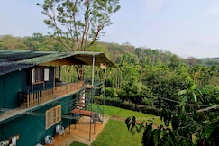 Whispering Willows | Rooms & Caretaker, Mannarkad