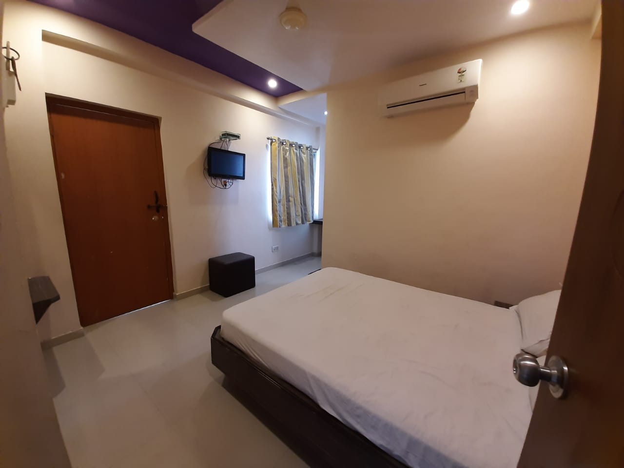 SAI DHAN HOTEL - Tap to explore photos