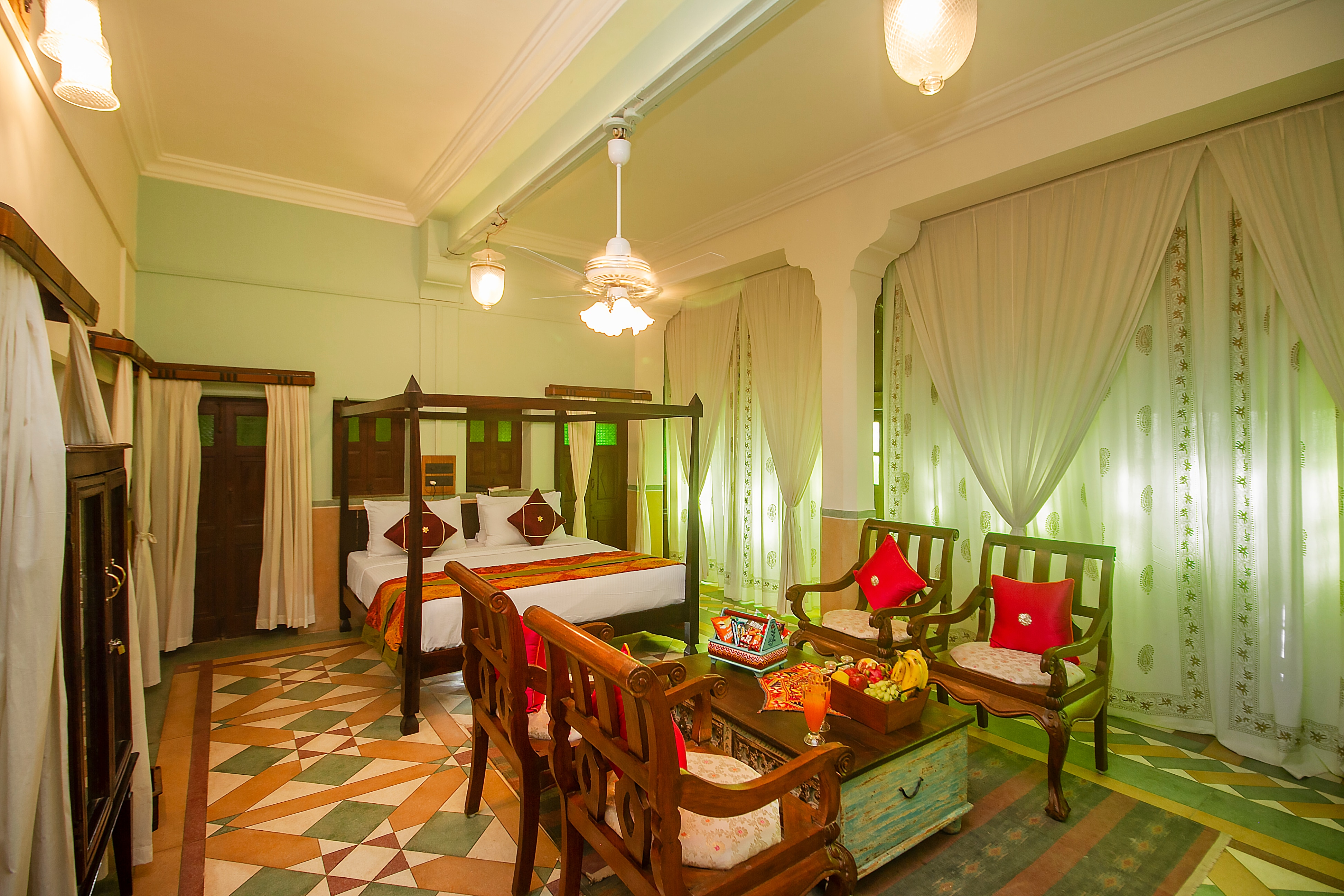 Amritara Manak Haveli - Tap to explore photos