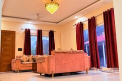 Noida Holiday Farms, Greater Noida