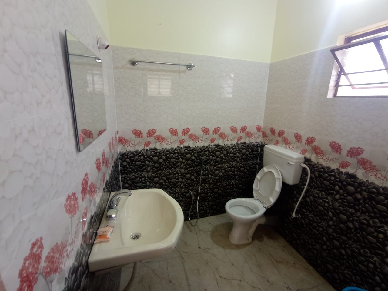 Mayabon Resort Bolpur - Tap to explore photos