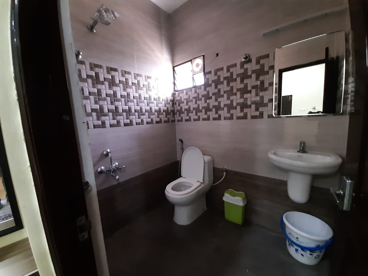Naaz Apartments - Tap to explore photos