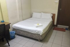 OYO 91284 White House Hotel Kluang, Keluang