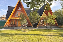 French Woods Cabins - The Premiere Stay, Srinagar