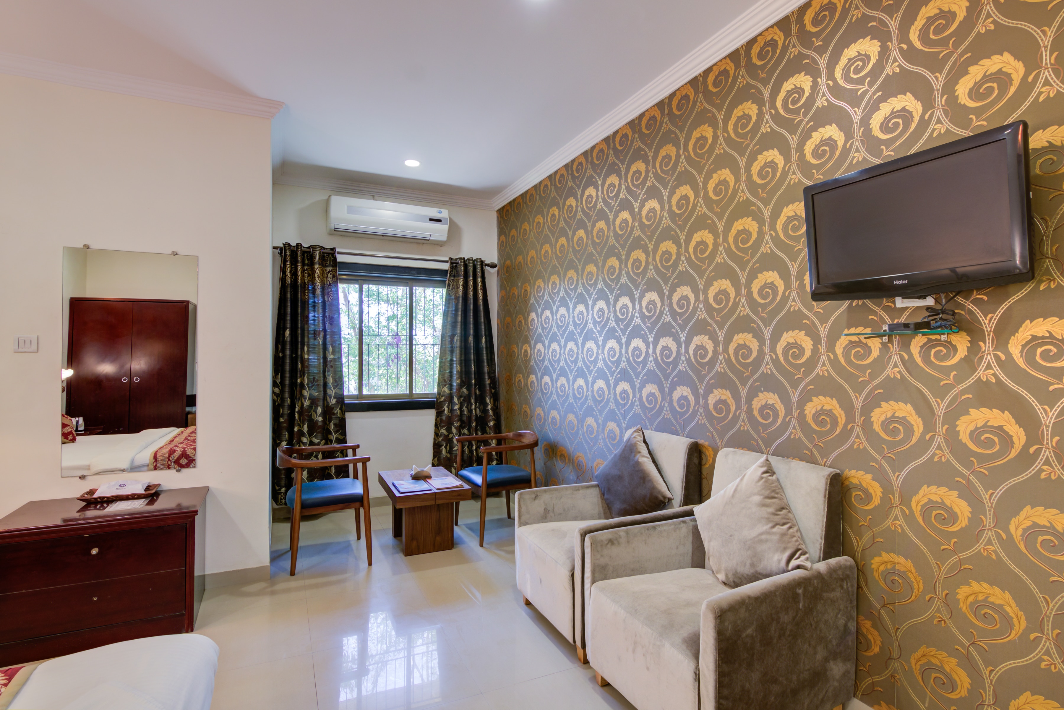 Hotel Heera Executive - Tap to explore photos